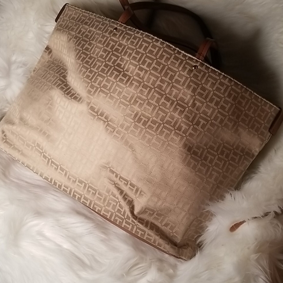 Tommy Hilfiger Large Bag with pouch - Picture 2 of 8